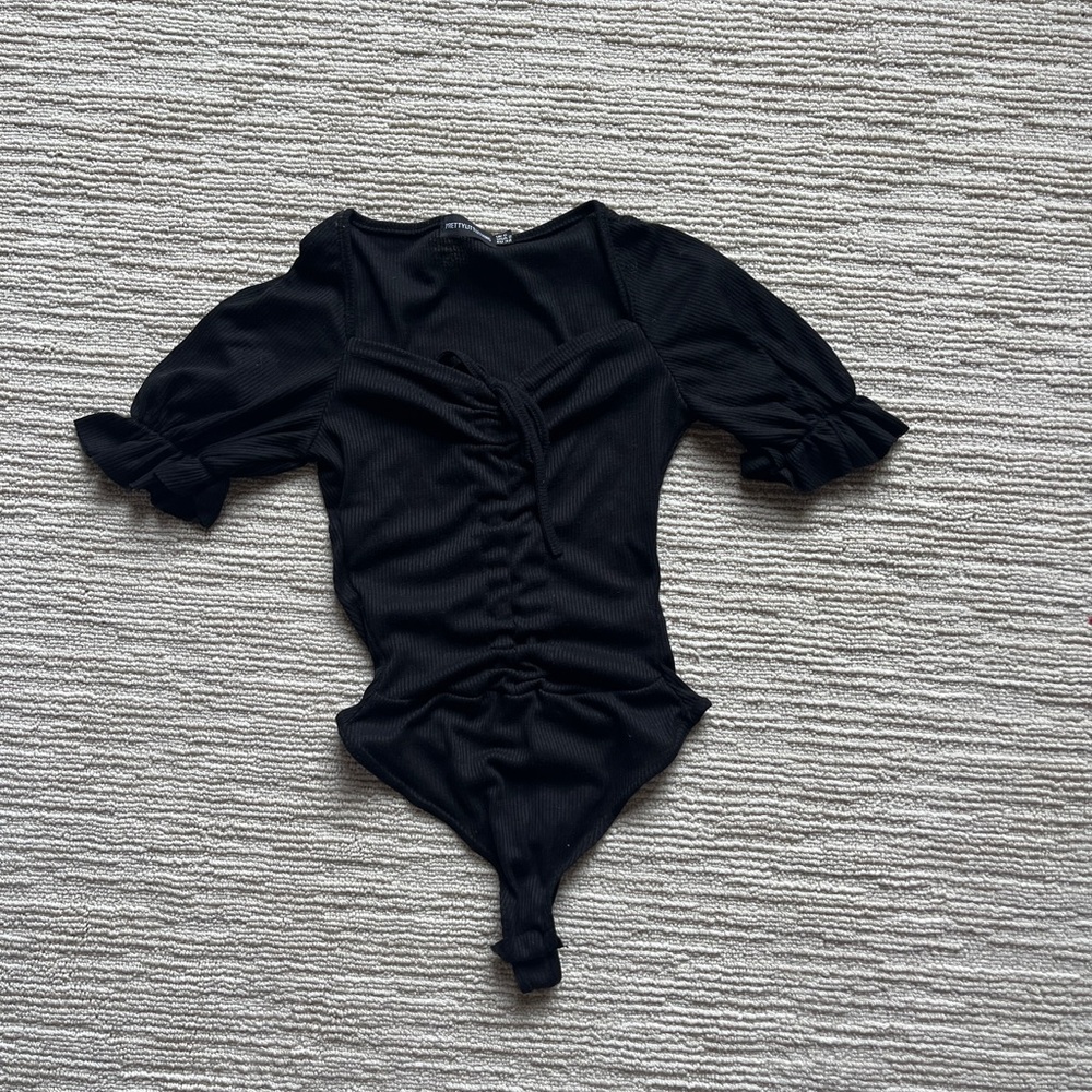 PrettyLittleThing Black Bodysuit puff sleeve top